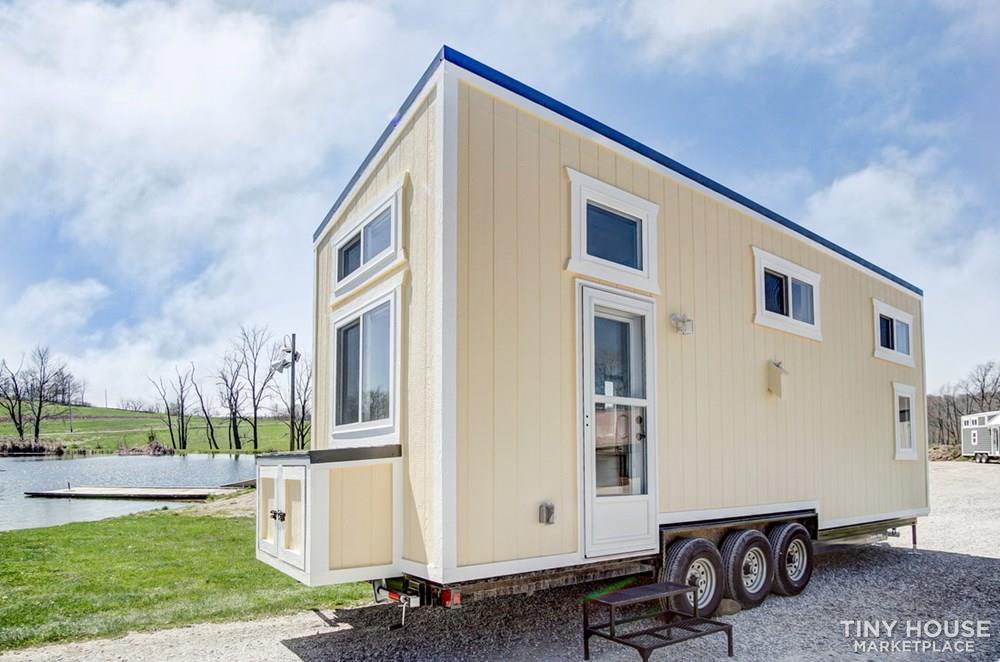 Beautiful Tiny House on Wheels