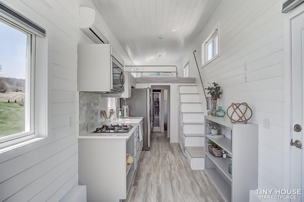 Beautiful Tiny House on Wheels - Image 2 Thumbnail