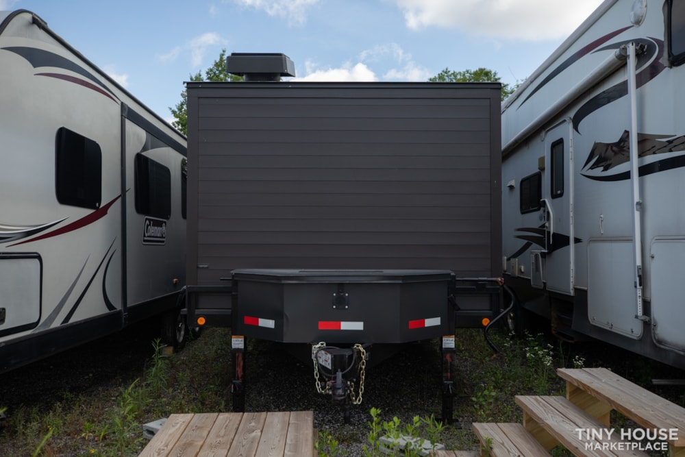 Beautiful Two Bedroom TINY HOUSE - Image 4 Thumbnail