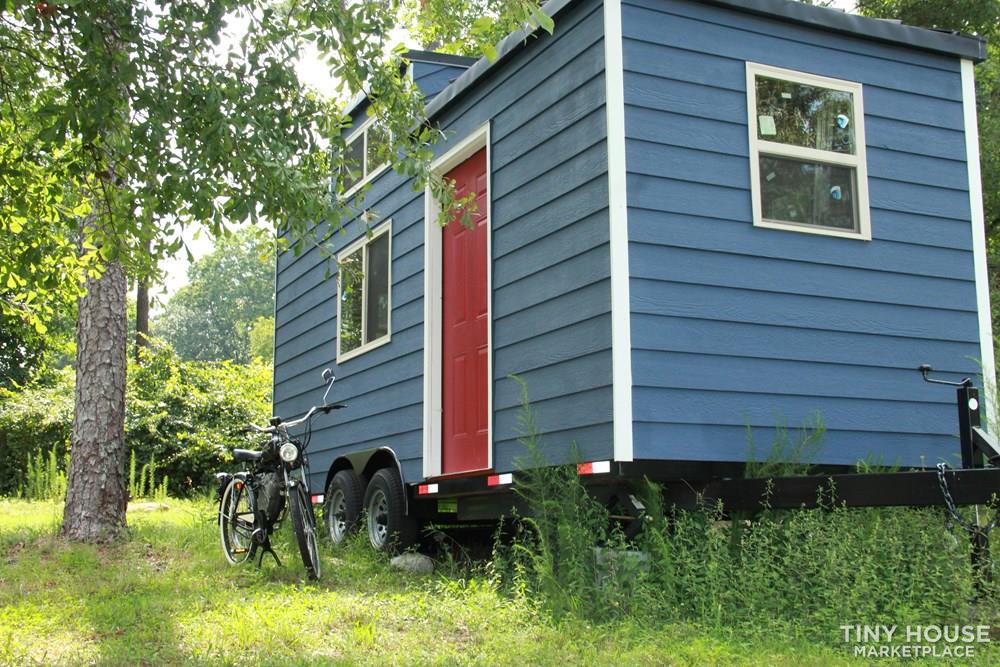 Beautifully Crafted Tiny Home 