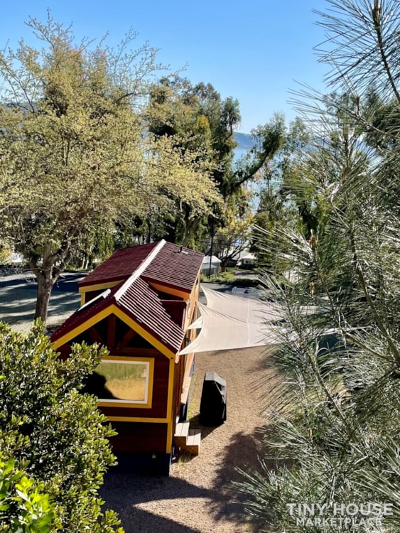 Beautifully Designed, Well Constructed Tiny Home on Wheels on the Lake - Image 2 Thumbnail