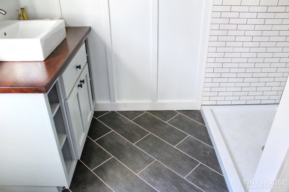 Beautifully Handcrafted Tiny Home with Bedroom on the Main Floor  - Image 4 Thumbnail