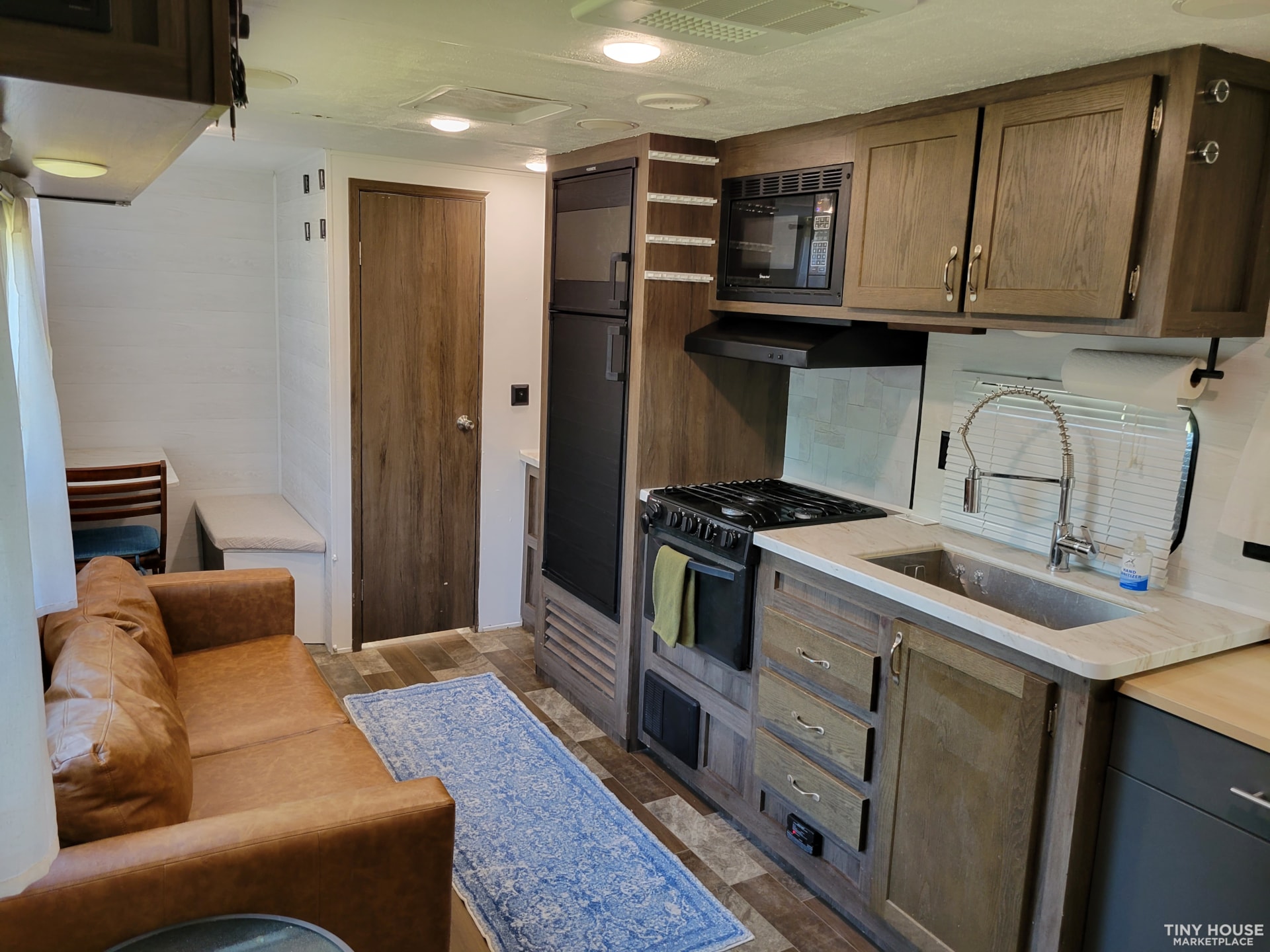 Beautifully remodeled travel trailer - Image 1 Thumbnail