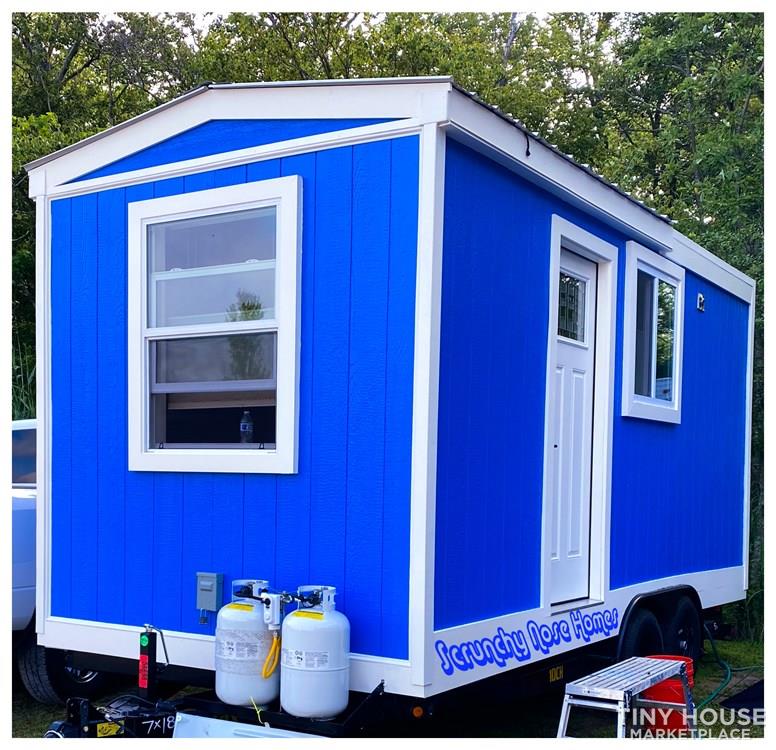 "Big Blue" 18'x8'x11.5' Tiny Home On Wheels (On/Off Grid)