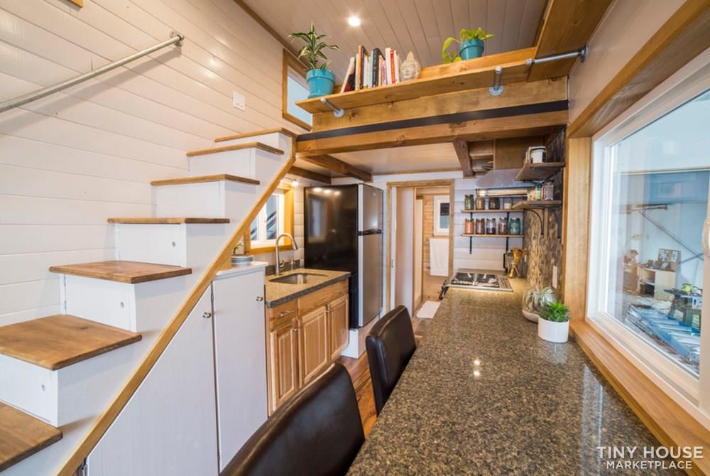 Big Freedom Tiny House for sale in Maple Valley, WA - Image 2 Thumbnail
