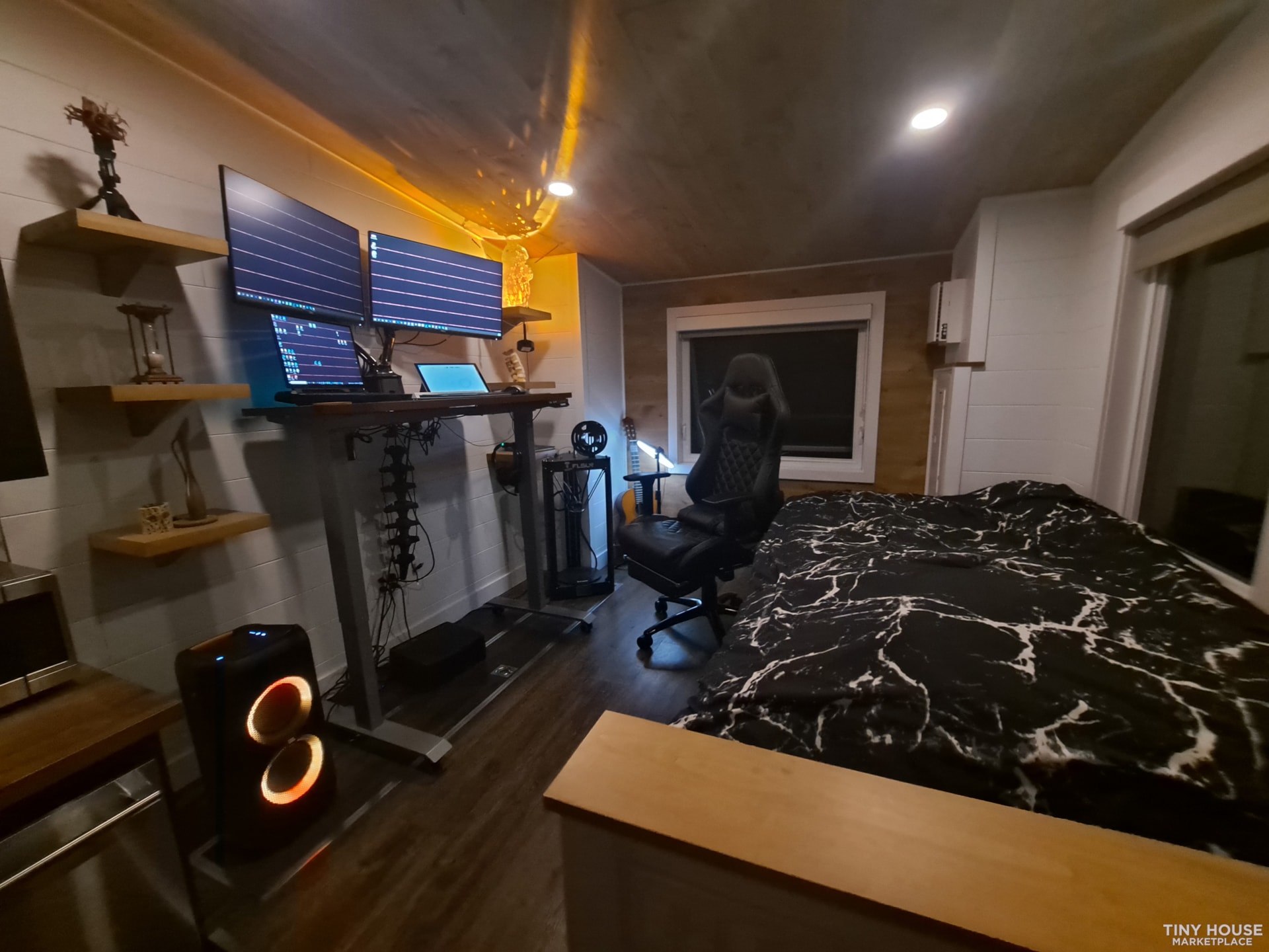 Blissful Cove (Minimaliste) Tiny House - Significantly Reduced Price - Image 4 Thumbnail
