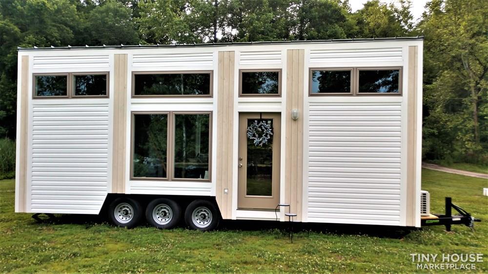 Blue Heron - LITE  10'X28' by Blue Sky Tiny Homes - Image 1 Thumbnail