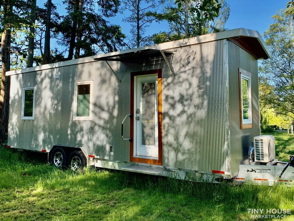 Premium 28’ Tiny Travel Home - 4 Seasons Living - Off Grid Capable - Image 2 Thumbnail