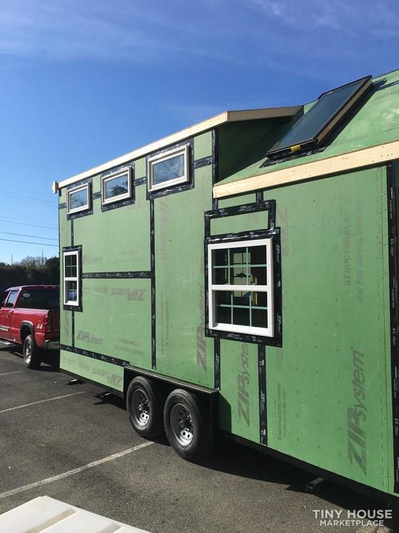 Brand New 20’ Shell ready for finishing  - Image 3 Thumbnail