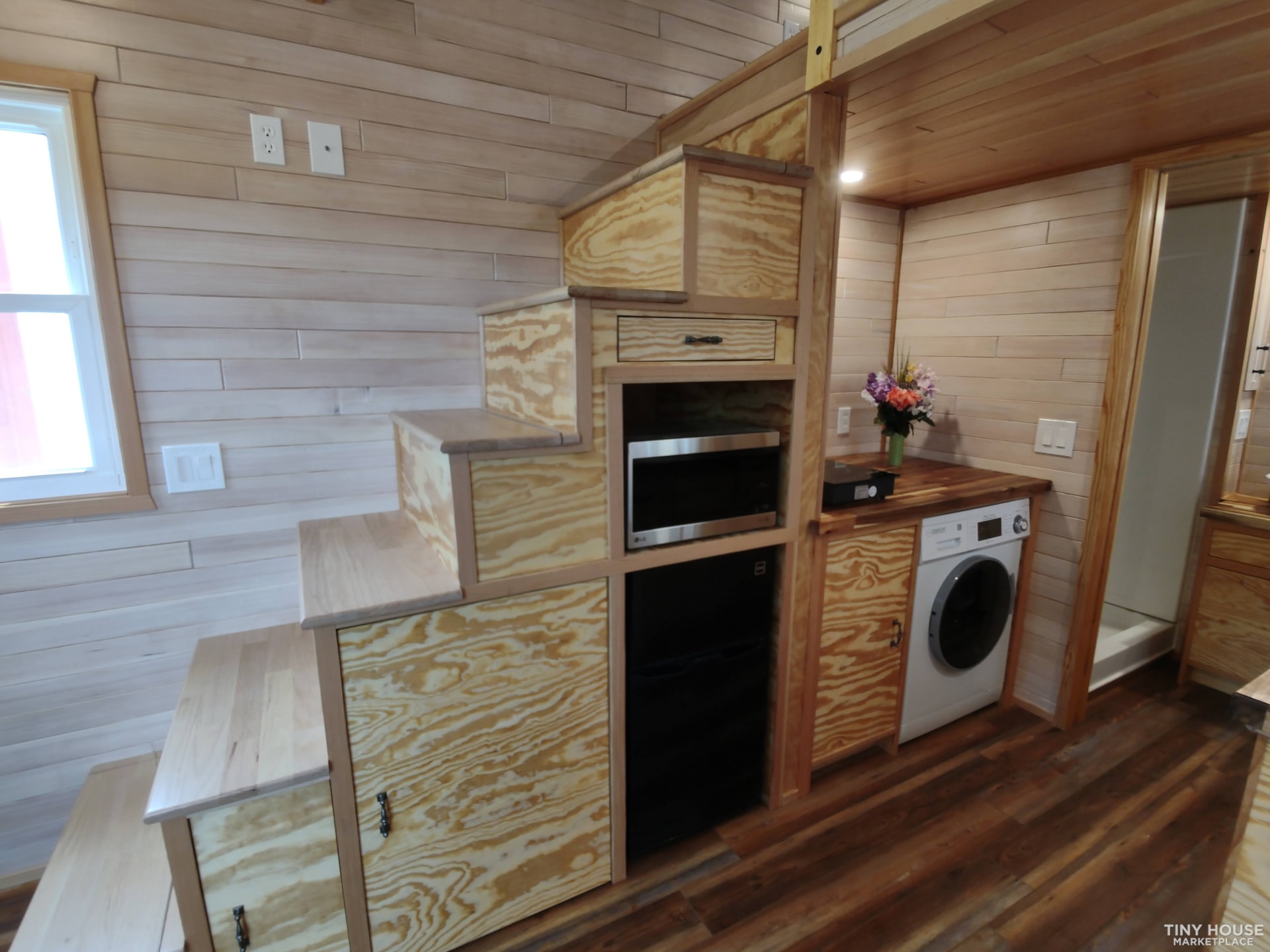 Brand New 2023 Just Completed Cedar THOW - Image 4 Thumbnail