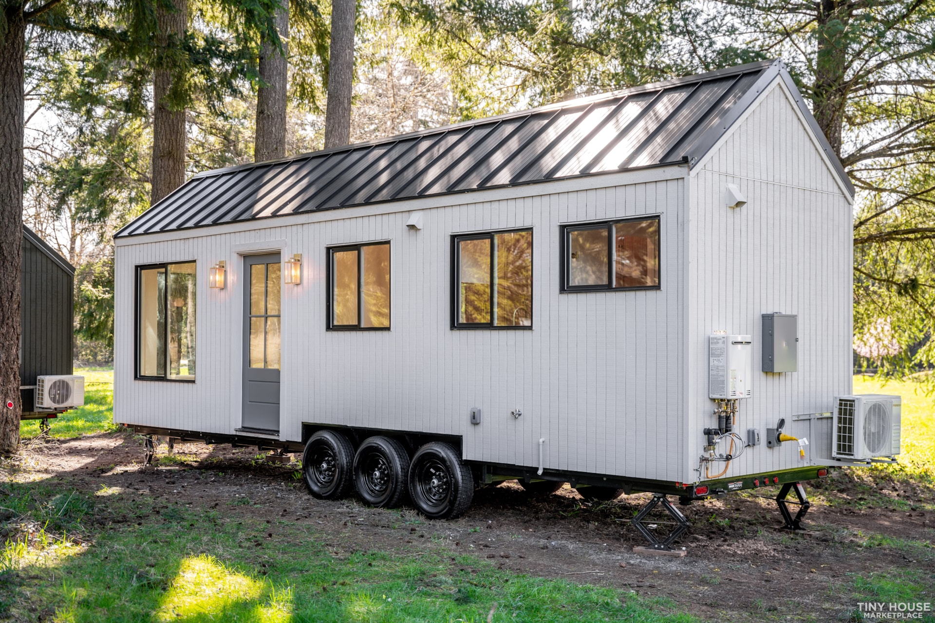 Brand New 2024 Modern Tiny Home