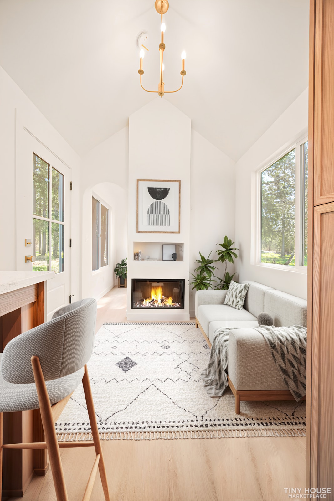 Brand New 2024 Modern Tiny Home - Image 2 Thumbnail