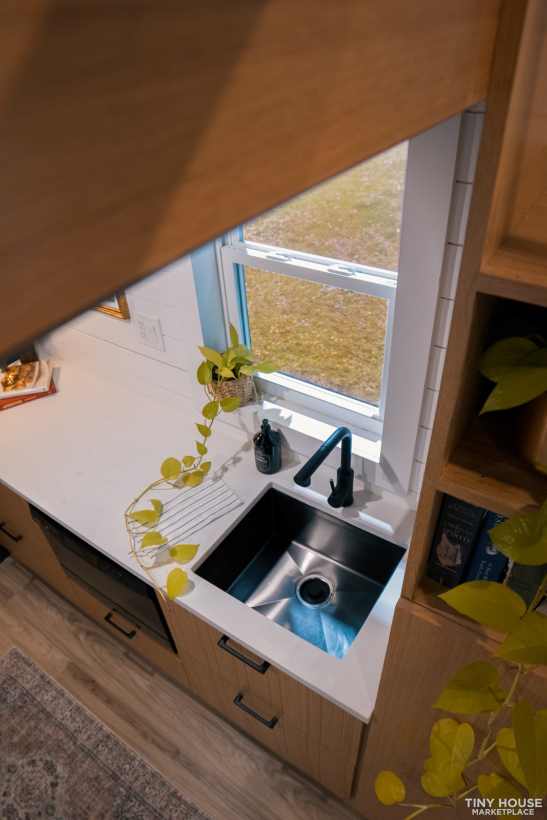 Brand New 24' Luxury Tiny Home AVAILABLE NOW (NOAH Certified) - Image 4 Thumbnail
