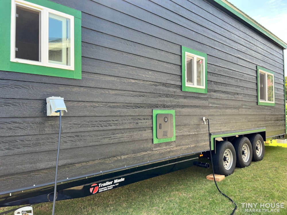 2022 RVIA Off-Grid Capable Tiny Move-in Ready! - Image 3 Thumbnail