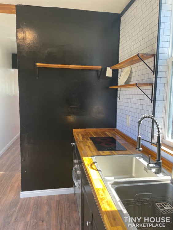 Brand New 40' Rustic Modern Fusion Container Home - Image 4 Thumbnail