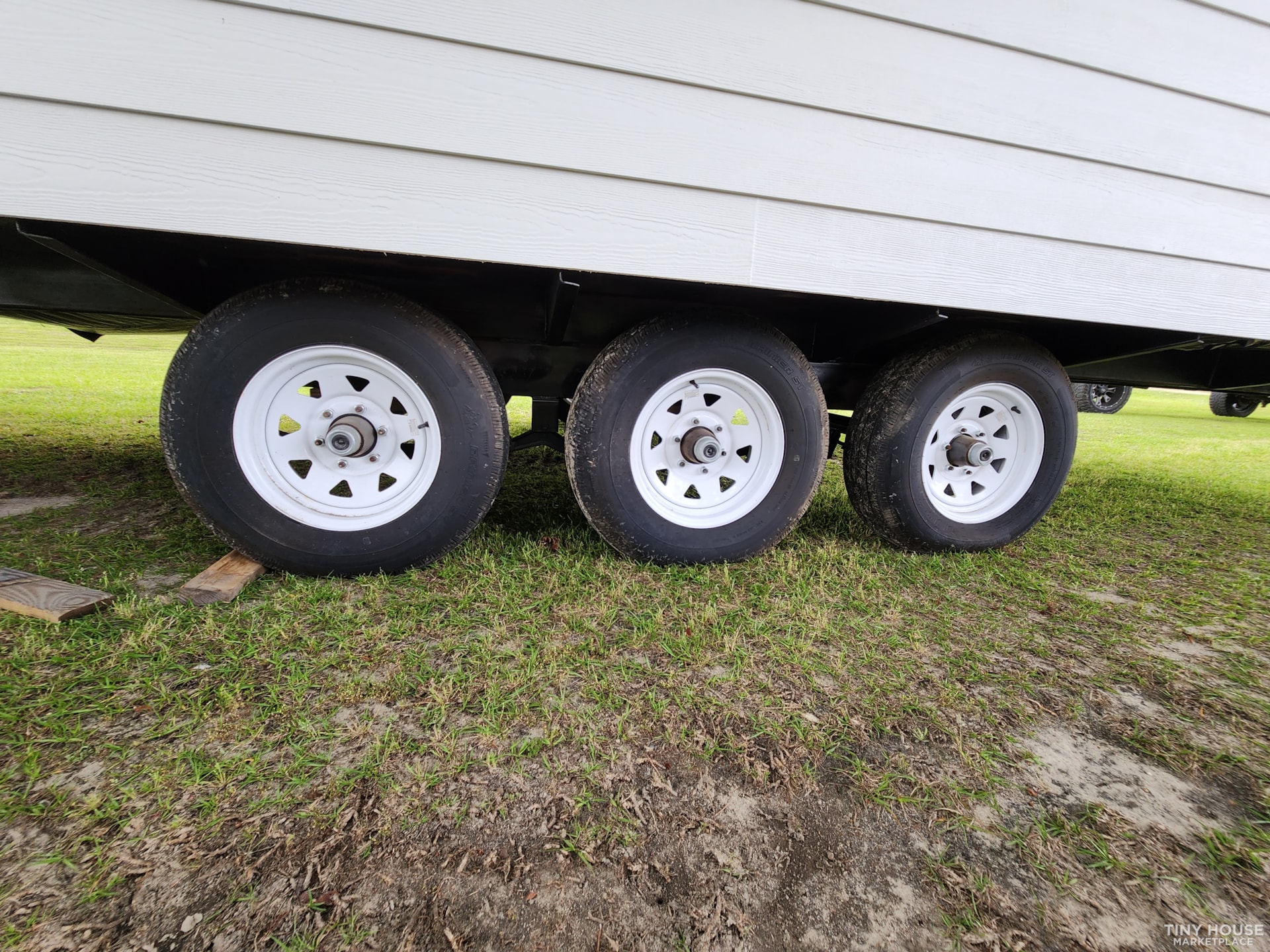Brand New 45' x 11.5' Certified Tiny home! - Image 3 Thumbnail