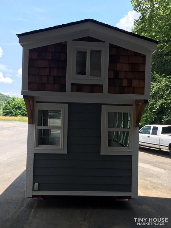 BRAND NEW CRAFTSMAN STYLE TINYHOME ON WHEELS  - Image 3 Thumbnail