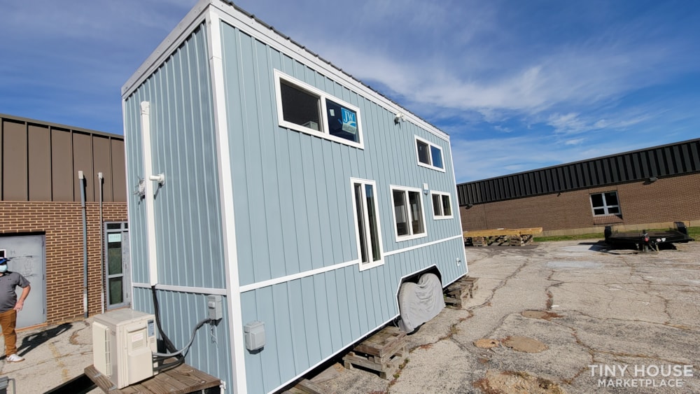 Brand New Custom Built Tiny House 20' - O'Fallon, MO - Image 3 Thumbnail