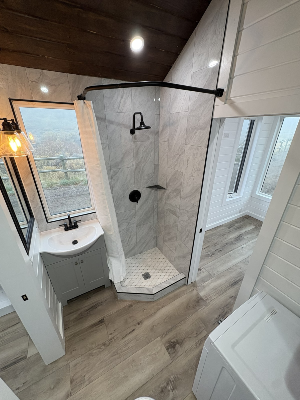 Brand New Custom Tiny House – High-End Build Built on  Iron Eagle Trailer - Image 3 Thumbnail