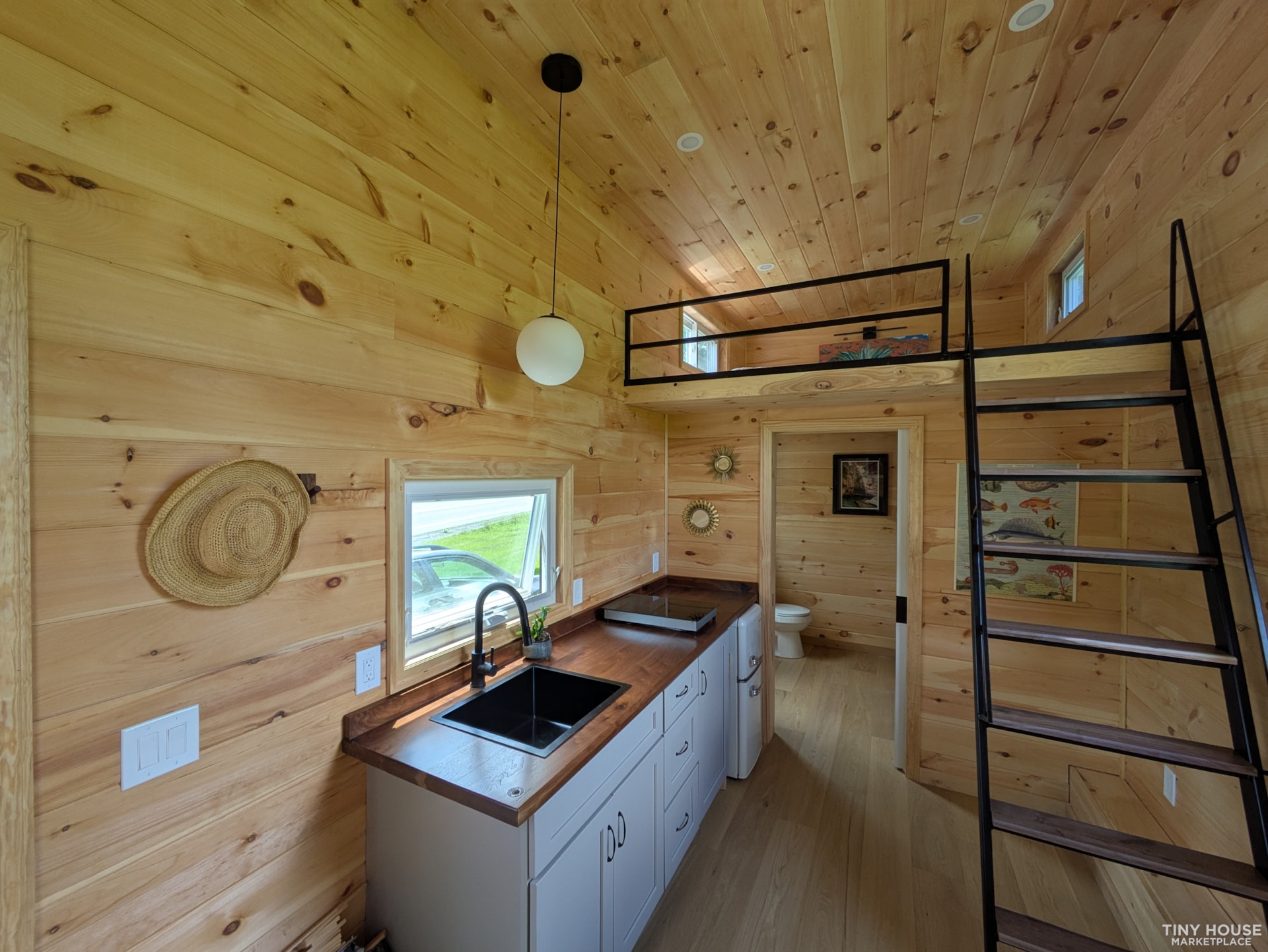 New Designer Tiny Home on Wheels! - Image 3 Thumbnail