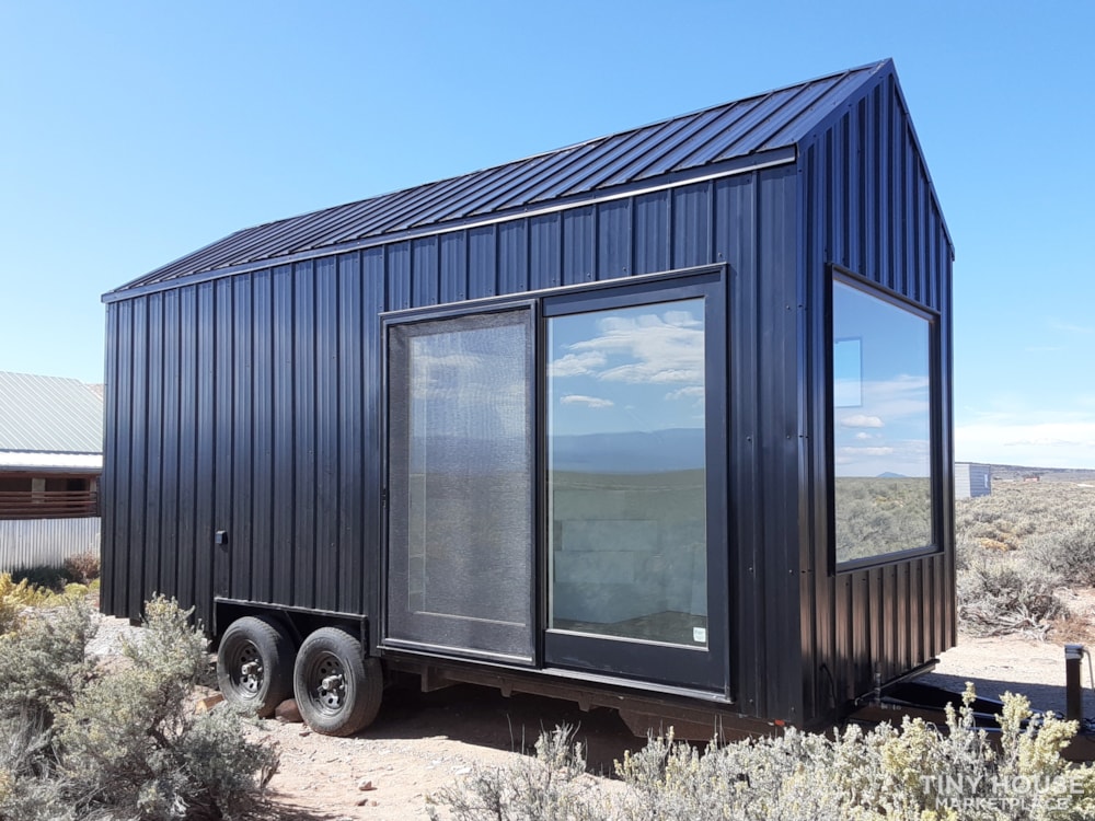 Brand-New, Fully-Outfitted Tiny House