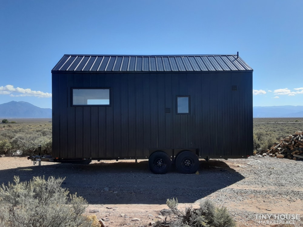 Brand-New, Fully-Outfitted Tiny House - Image 4 Thumbnail