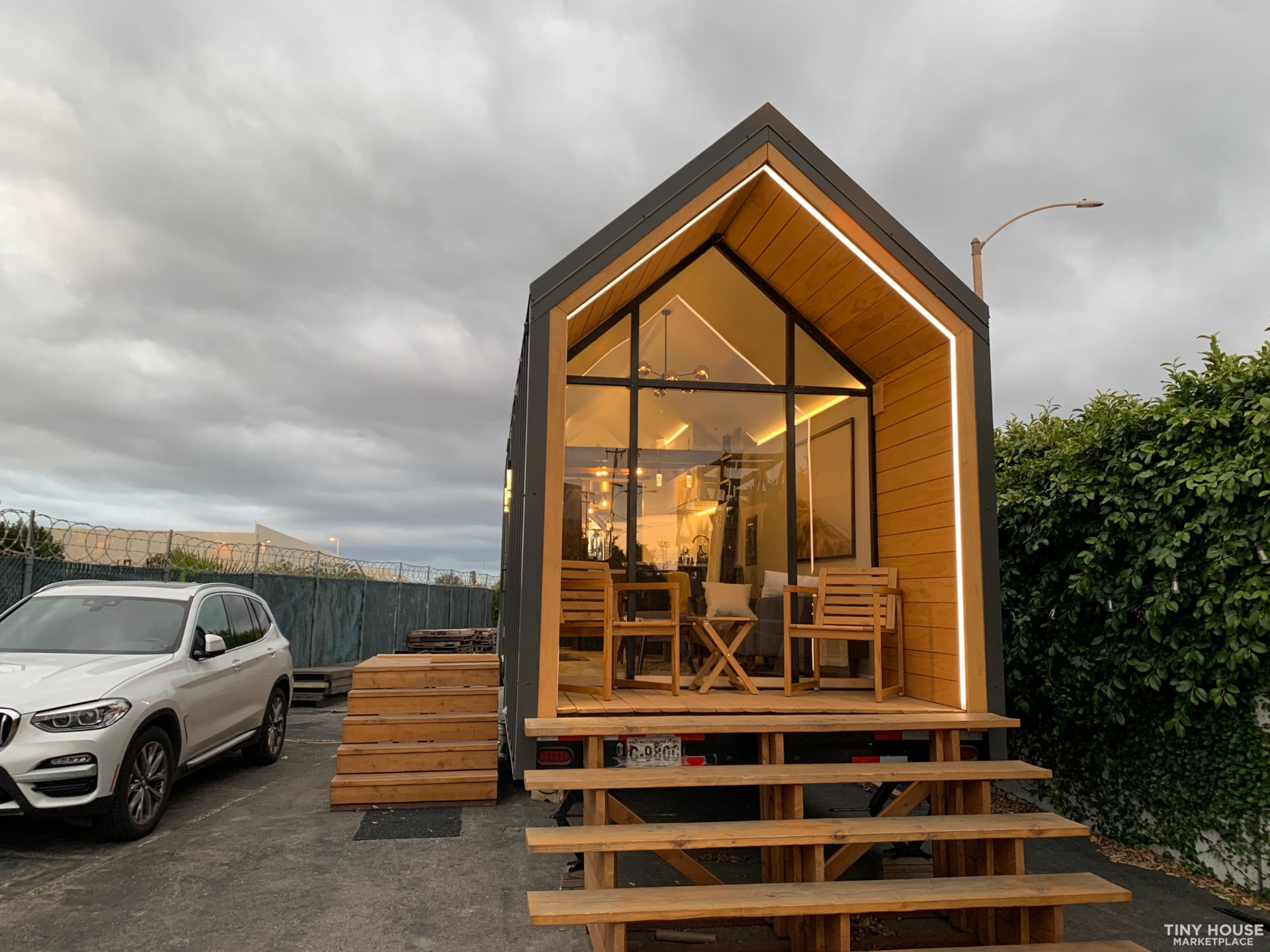 Brand new luxury Tiny Cabin on Wheels - Image 2 Thumbnail