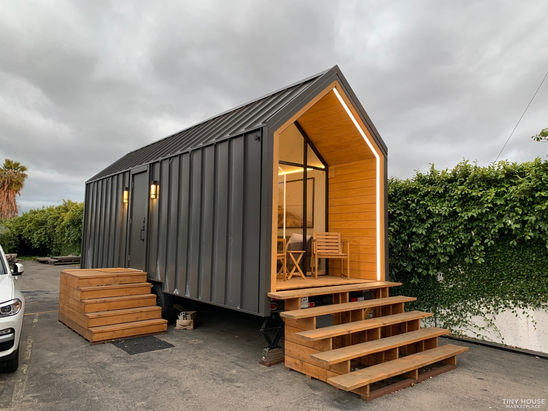 Brand new luxury Tiny Cabin on Wheels - Image 4 Thumbnail