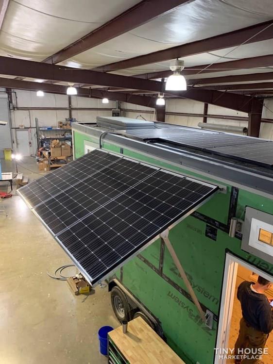 Brand new off grid ready tiny house on wheels - Image 2 Thumbnail