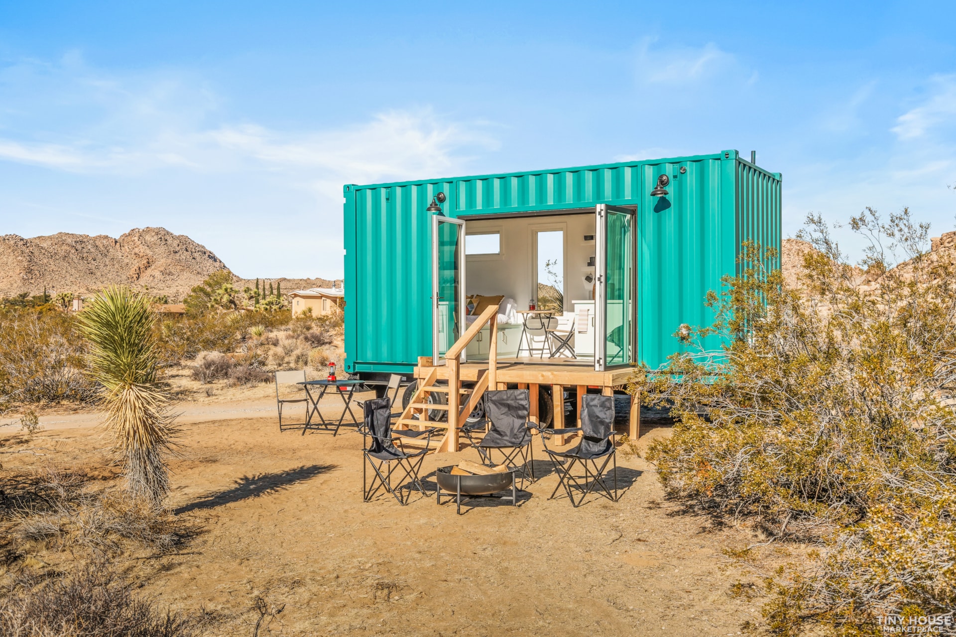 Brand New Shipping Container Home – Off-Grid Options Available!