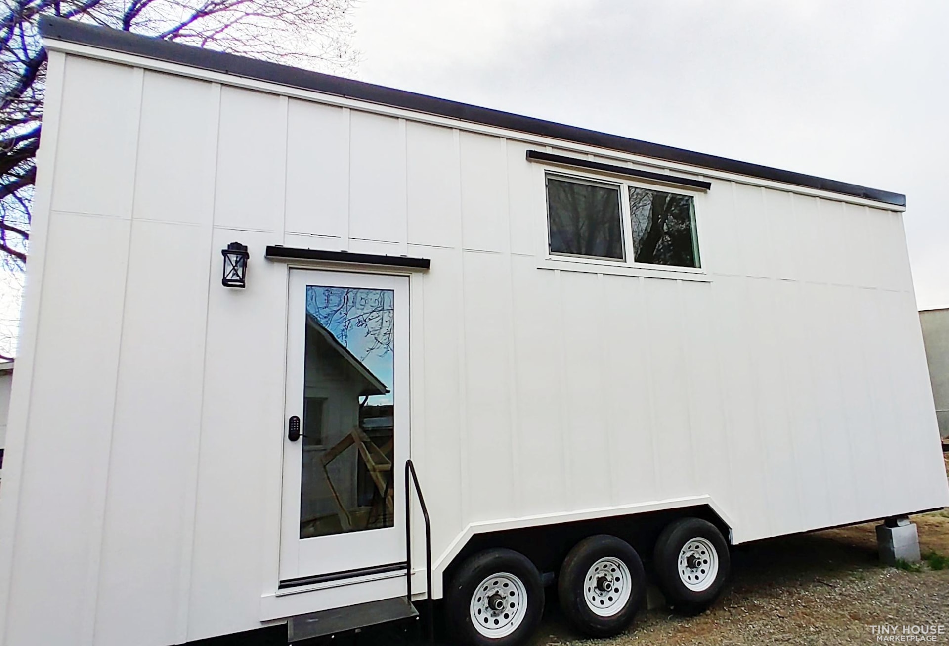 Sold Brand New Sophisticated Snug Retreat on Wheels 