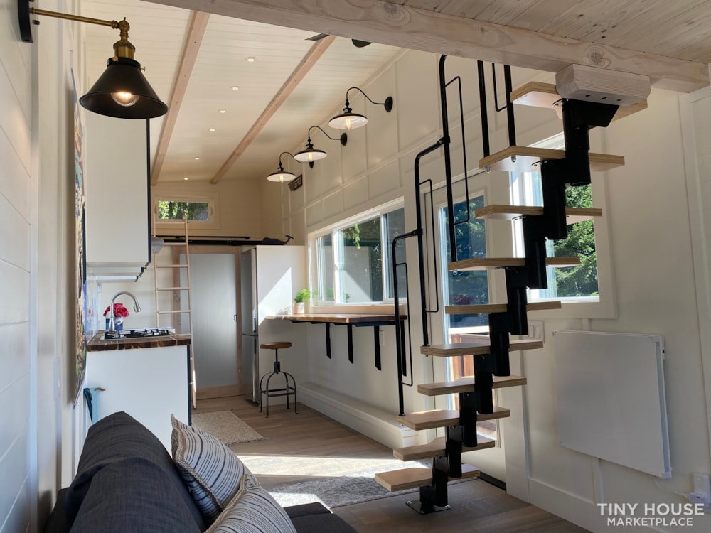 New Tiny Home The Olympus 30 Feet - Image 3 Thumbnail