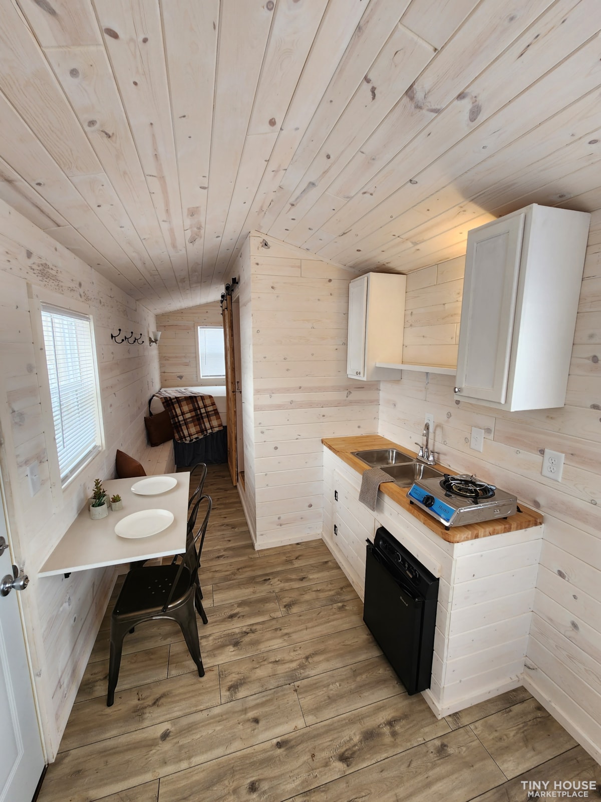 Brand New Tiny House Camper - Image 1 Thumbnail