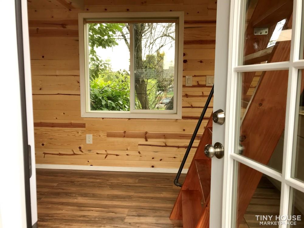Brand new tiny house on wheels  - Image 4 Thumbnail