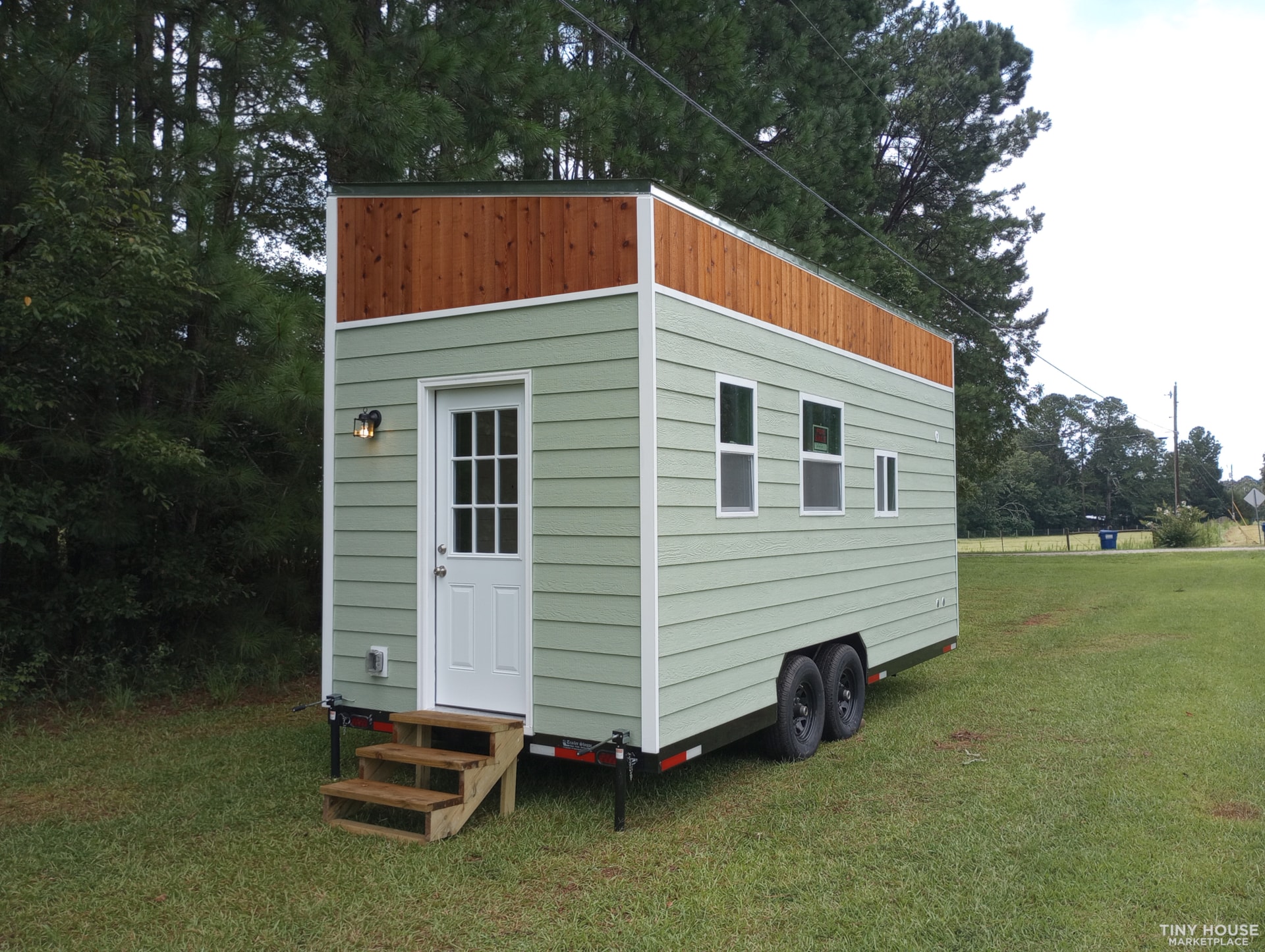 Brand New Beautiful Tiny House on Wheels - NOAH Certified!