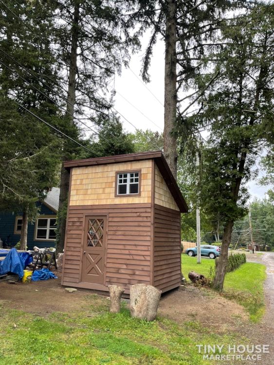 Brand New Tiny House Pro-Built With Loft and Electricity 8L x 10W x 13.6H - Image 3 Thumbnail