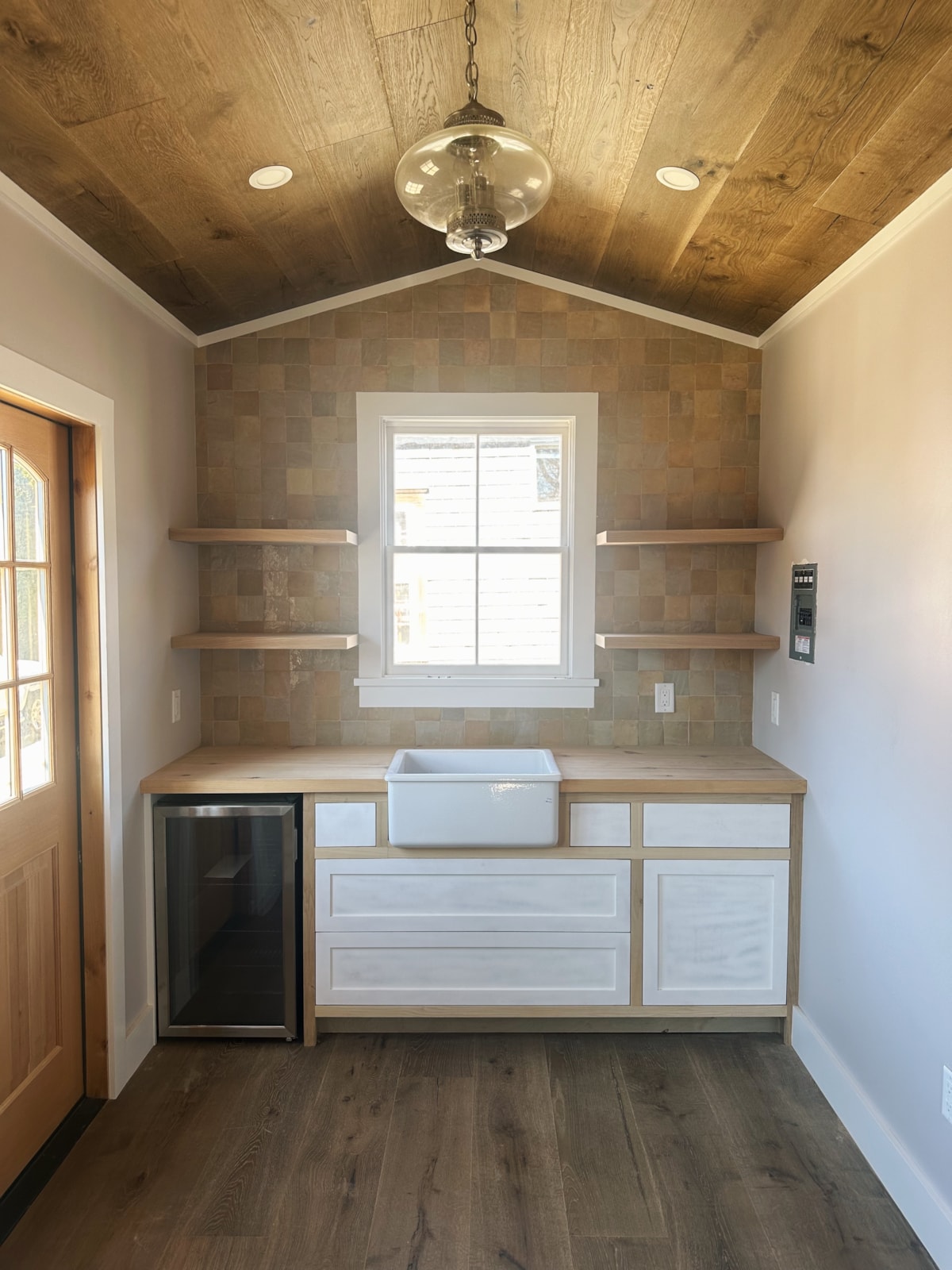 brand new tiny house ~ studio style layout, custom built.  - Image 4 Thumbnail