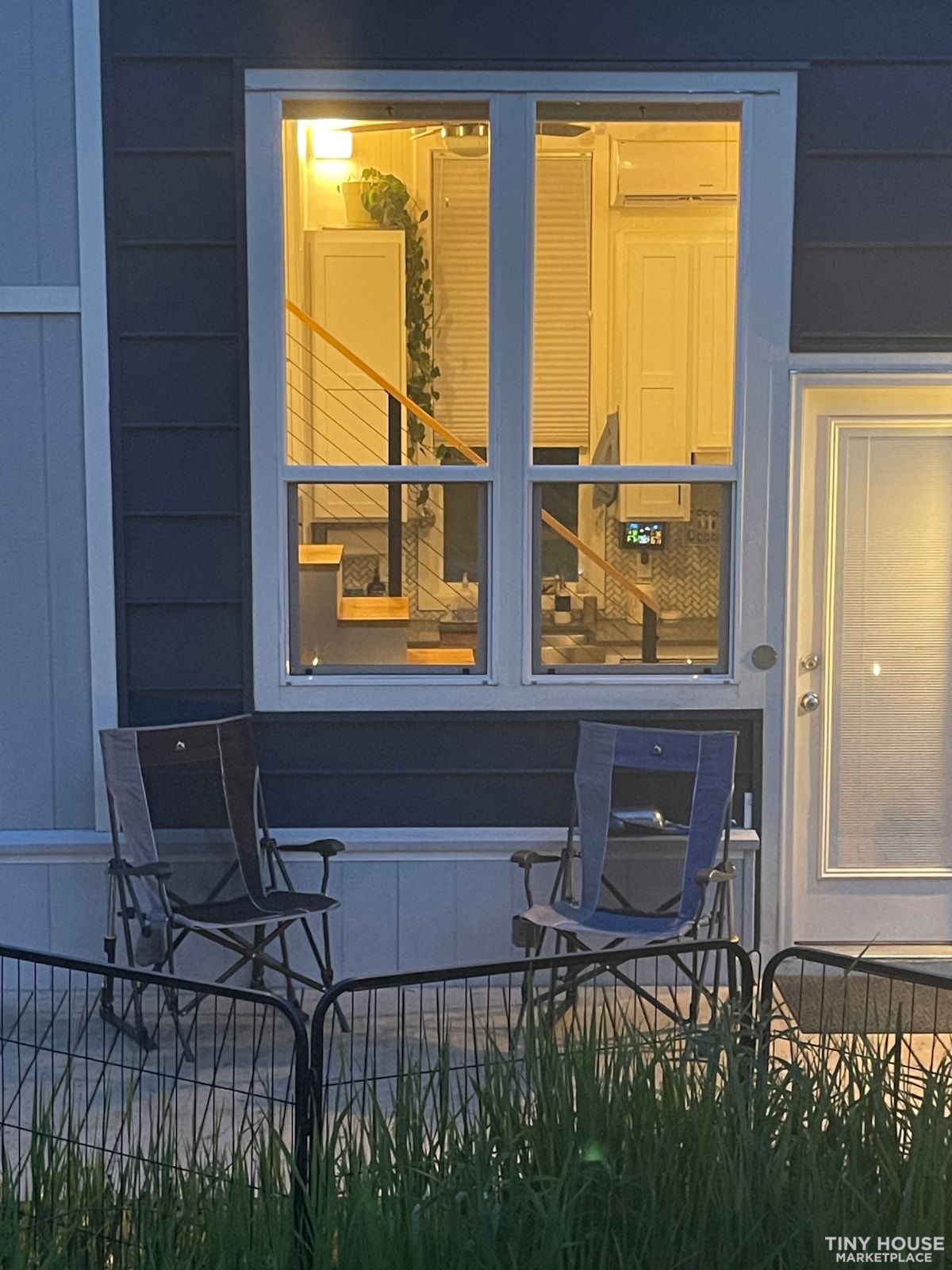 (Pending Sale) Bright & Airy 30’ Tiny Home built in 2020, RVIA Certified - Image 2 Thumbnail