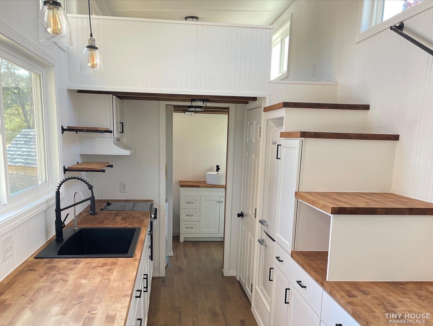Bright & Airy Tiny House on Wheels - NOAH Certified - Custom Build 2022 - Image 3 Thumbnail