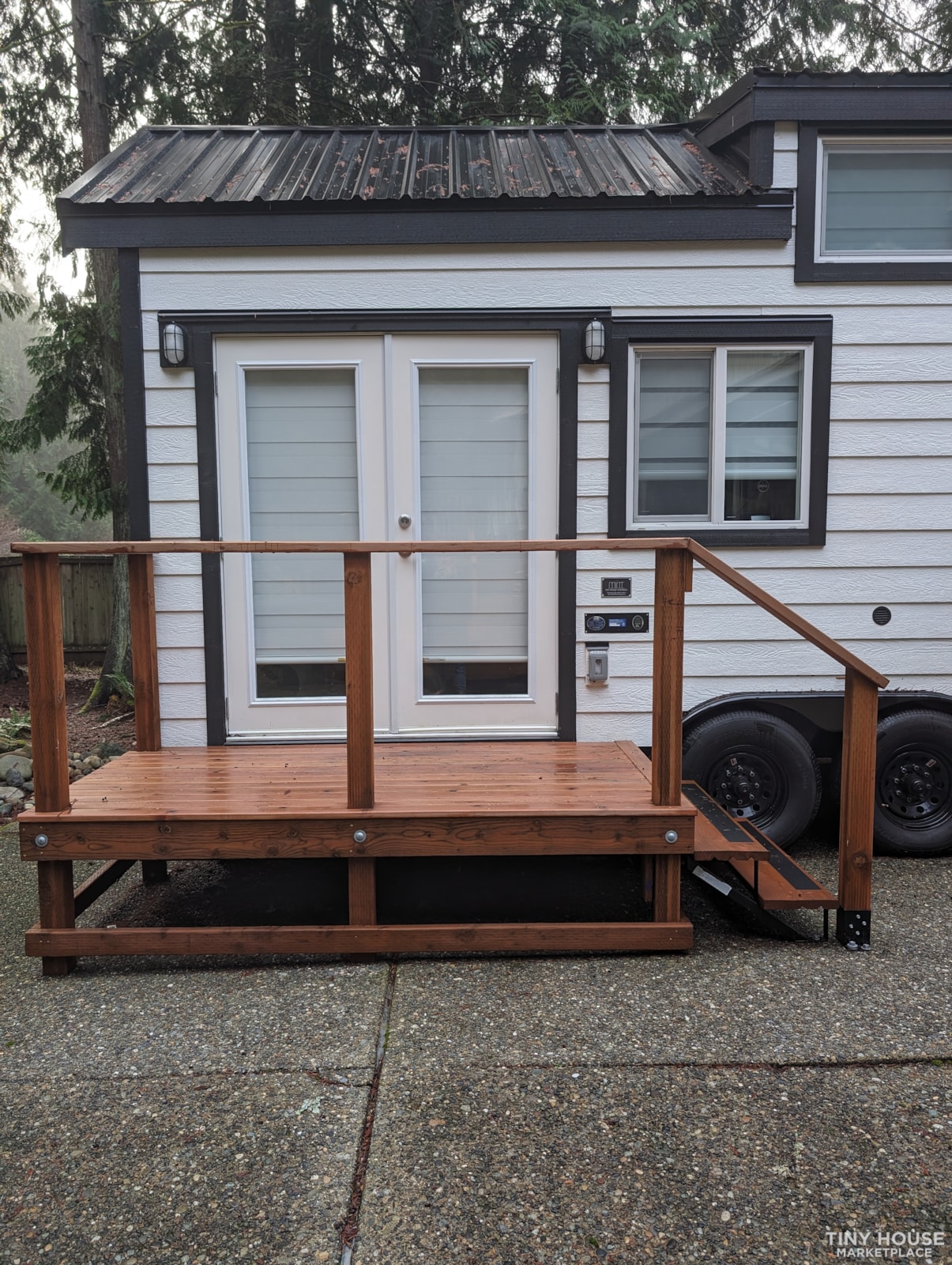 Bright Modern 26' Tiny House With Full Kitchen And Bathroom Ready To Live In - Image 4 Thumbnail
