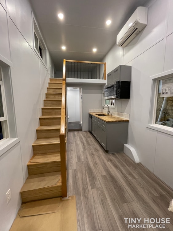 Built & Ready: 20 long x 8.5 ft wide Tiny Home on Wheels - Image 4 Thumbnail