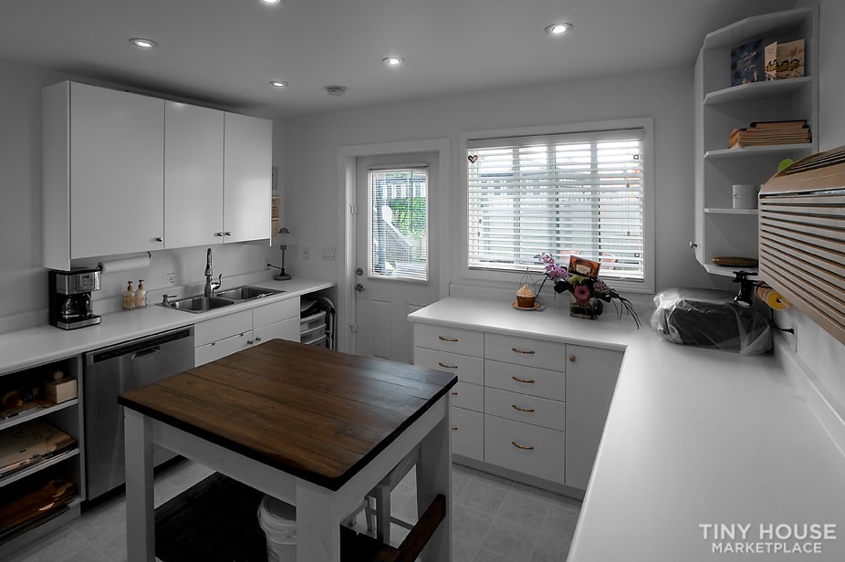 Bunkhouse/Home Office - Image 3 Thumbnail