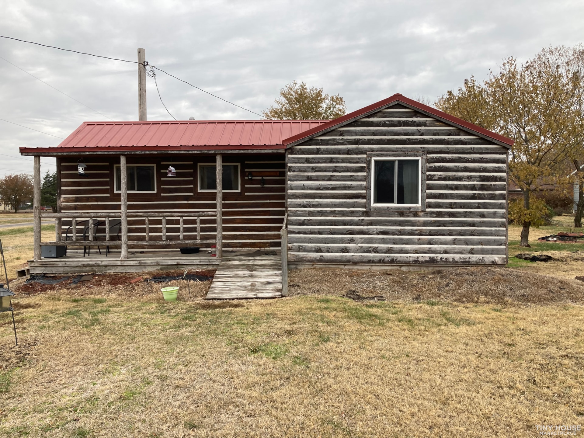 Cabin House in Altamont Kansas