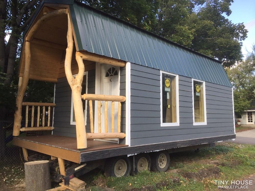 Tiny House For Sale Cabin Themed Tiny House Sold