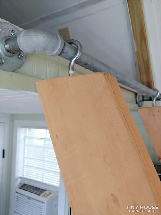 Cabin Tiny House - Image 3 Thumbnail