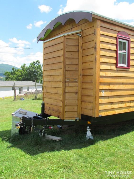 Caravan-style Tiny Home with ADA Features - Image 3 Thumbnail