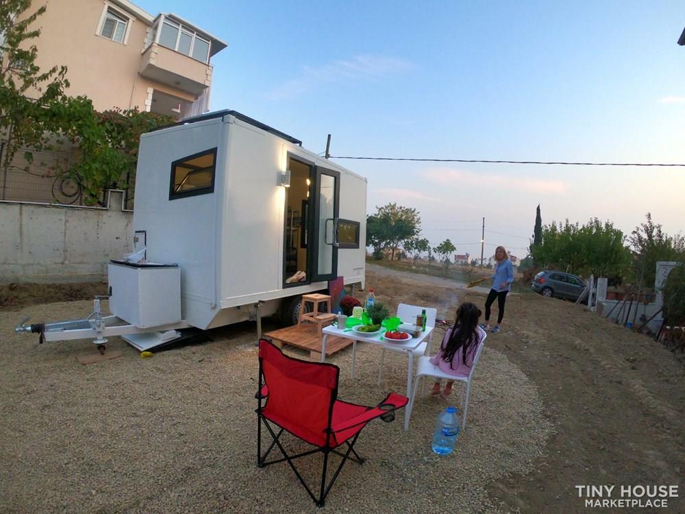 Casa Lokomotif Pellini Tiny House - Image 2 Thumbnail