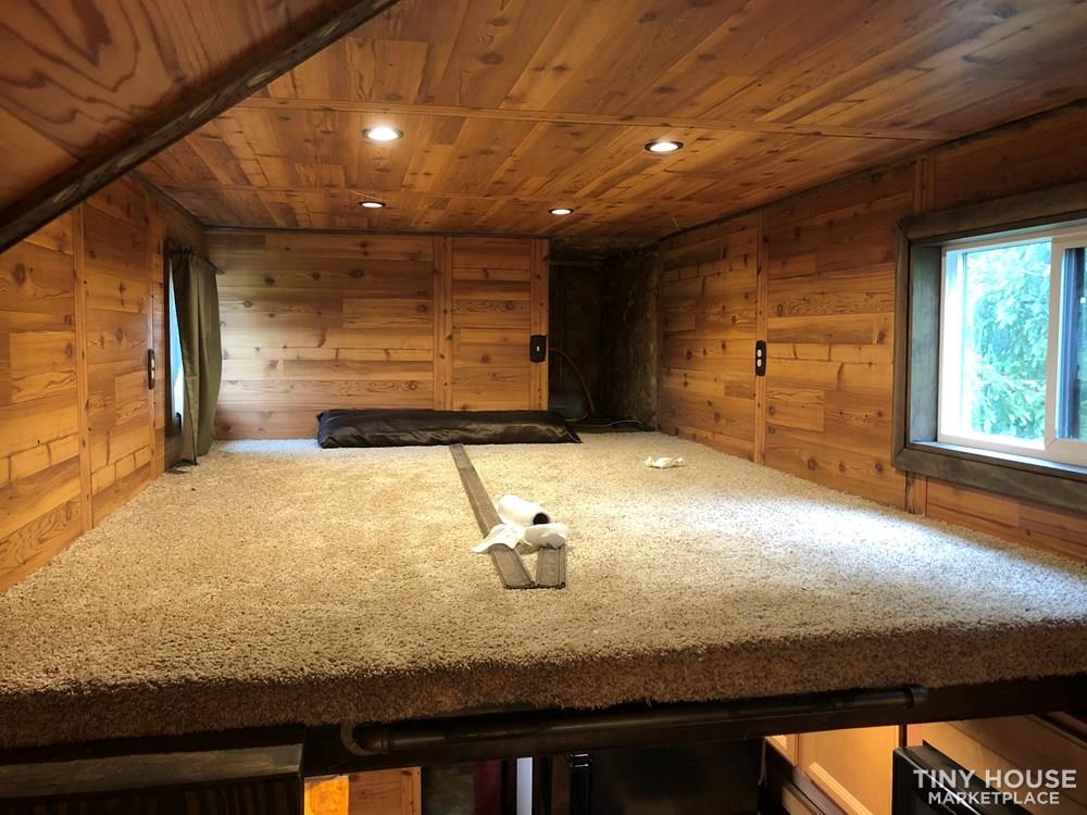 Cedar sided tiny home - Image 4 Thumbnail
