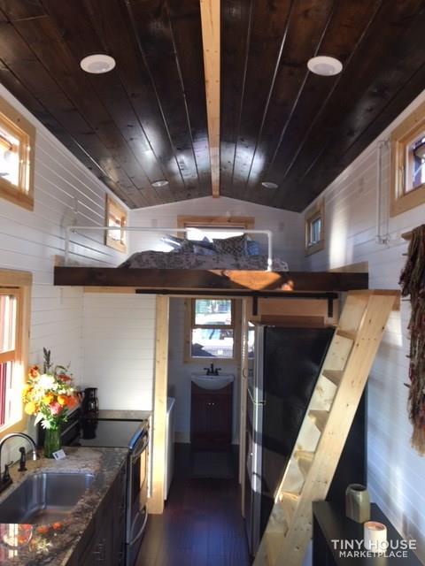 Cedar Siding Tiny House - Image 3 Thumbnail