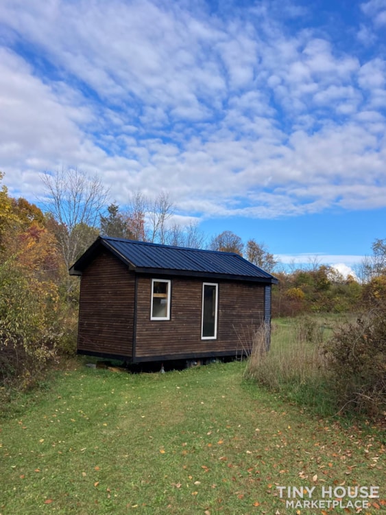 Cedar Tiny House/Studio Cabin - Image 3 Thumbnail